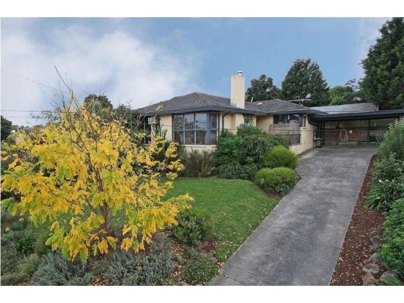 8 Kalimna Street, Mooroolbark VIC 3138