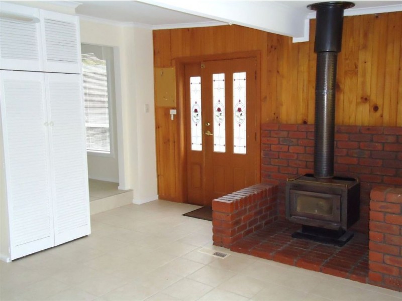 94 Bonnie View Road, Croydon VIC 3136