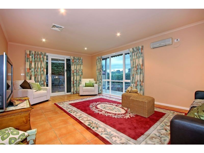 14 Hillview Court, Croydon Hills VIC 3136