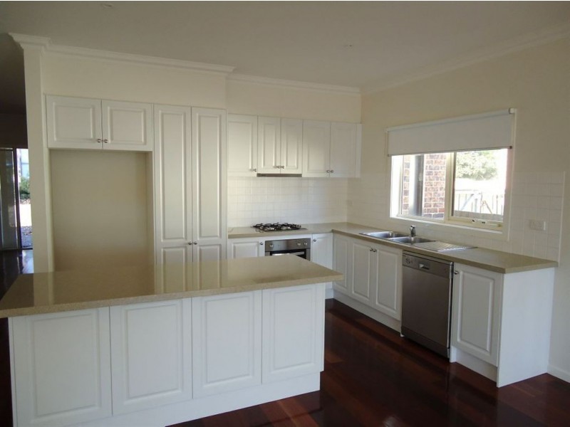 270 Dorset Road, Croydon VIC 3136