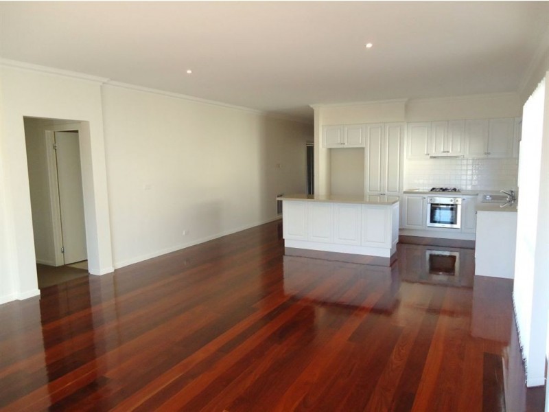 270 Dorset Road, Croydon VIC 3136