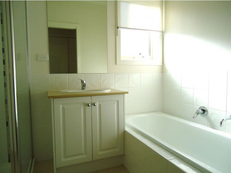 270 Dorset Road, Croydon VIC 3136