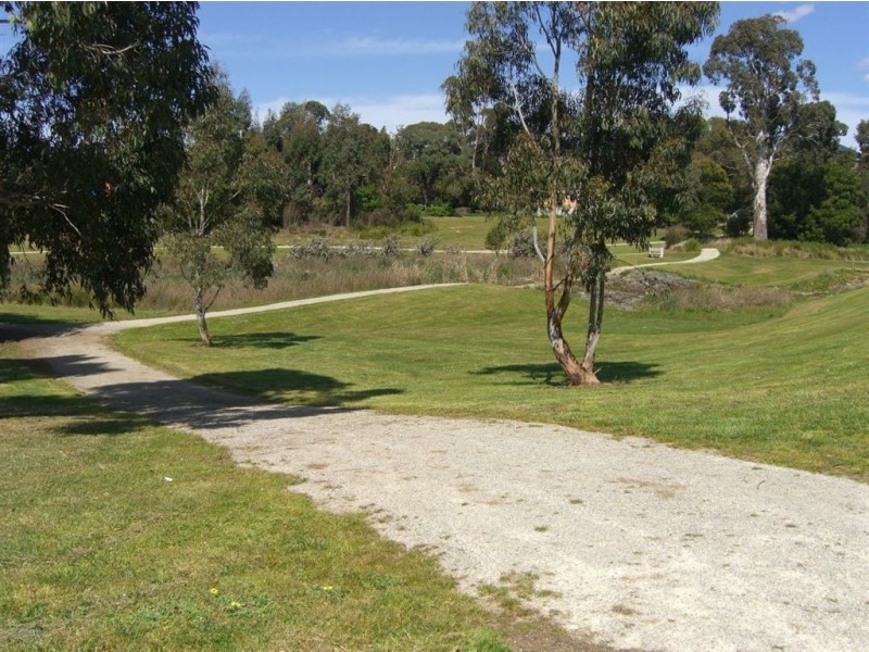 403 Hull Road, Mooroolbark VIC 3138