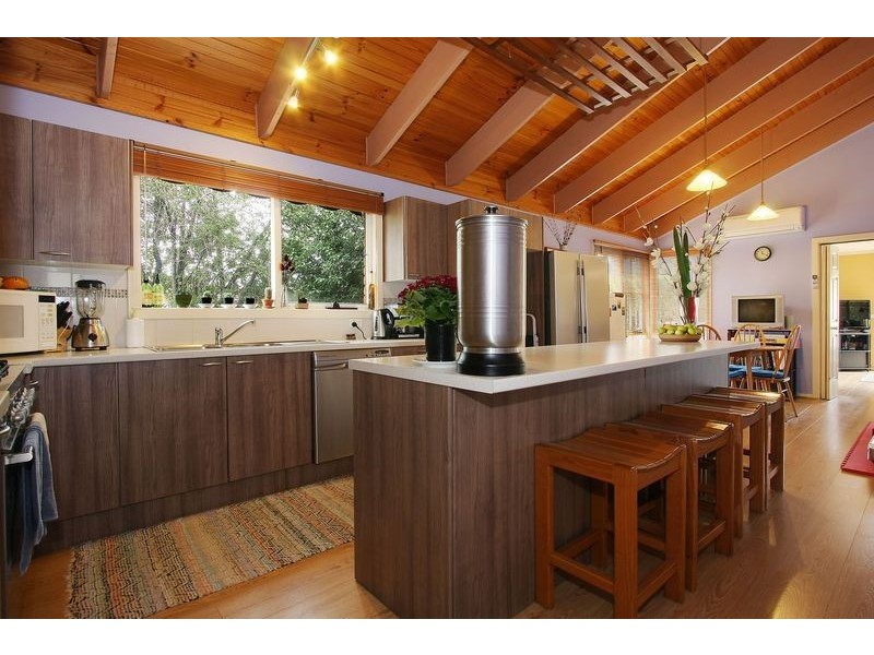 121 Nangathan Way, Croydon North VIC 3136