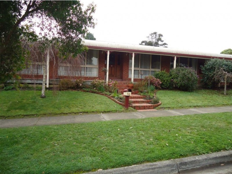 46 Campaspe Drive, Croydon Hills VIC 3136