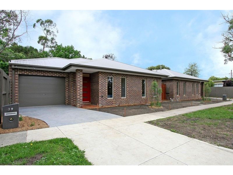 39 Niel Street, Croydon VIC 3136