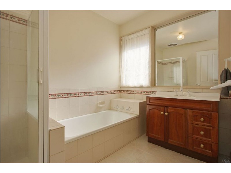 21 Mareeba Crescent, Bayswater VIC 3153