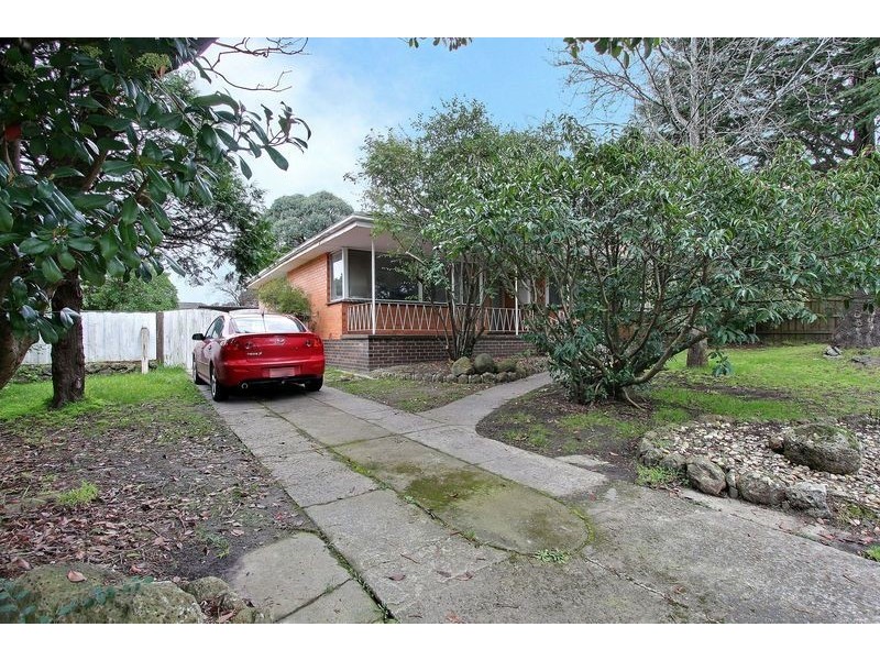 4 Kallay Street, Croydon VIC 3136