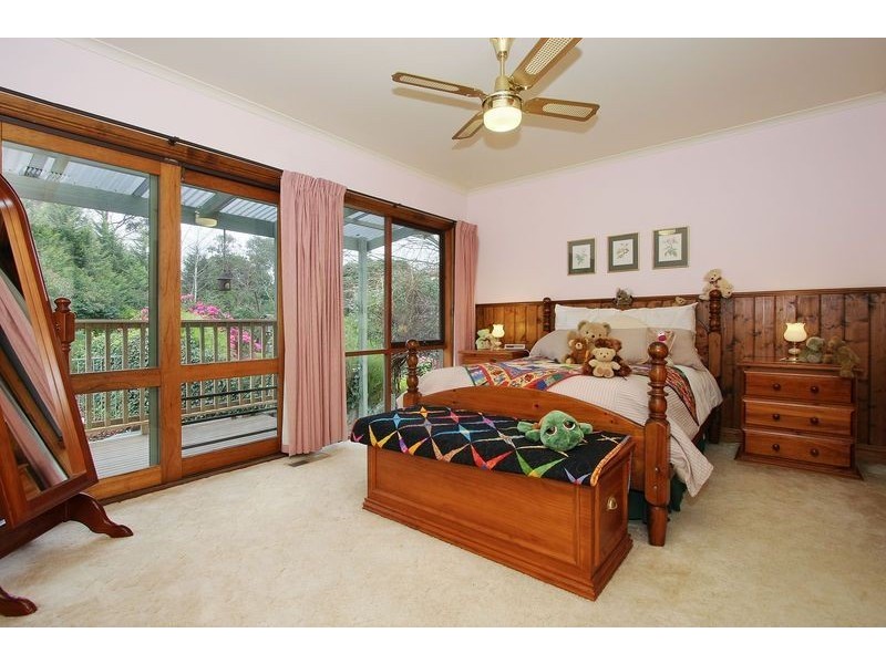 4 Montgomery Court, Kilsyth VIC 3137