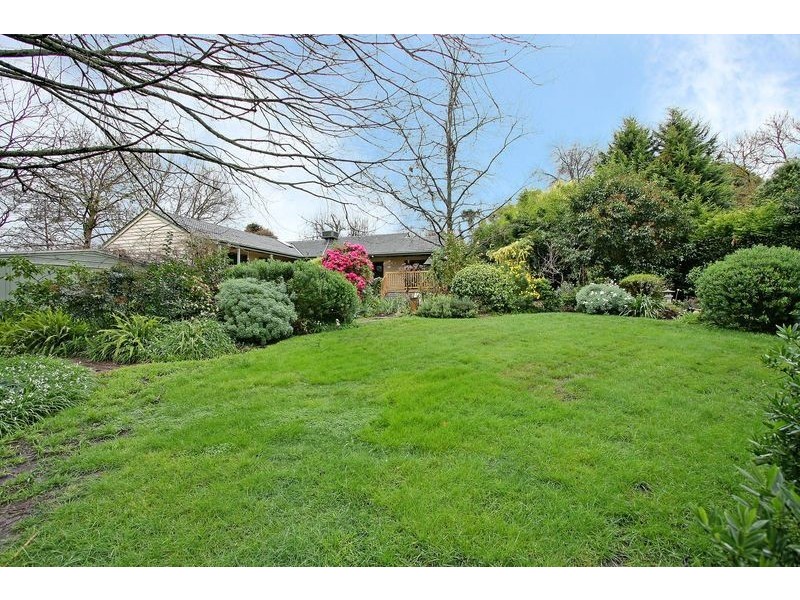 4 Montgomery Court, Kilsyth VIC 3137