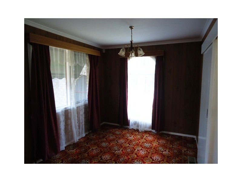 37 Mirang Avenue, Croydon VIC 3136