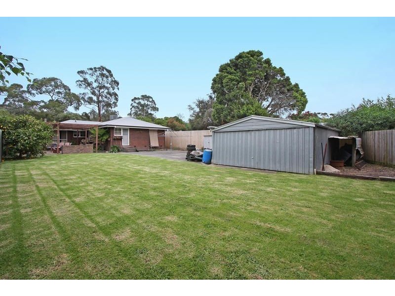 13 Henry Road, Croydon VIC 3136