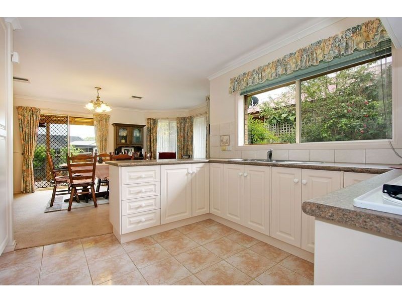 2 Wickham Court, Chirnside Park VIC 3116