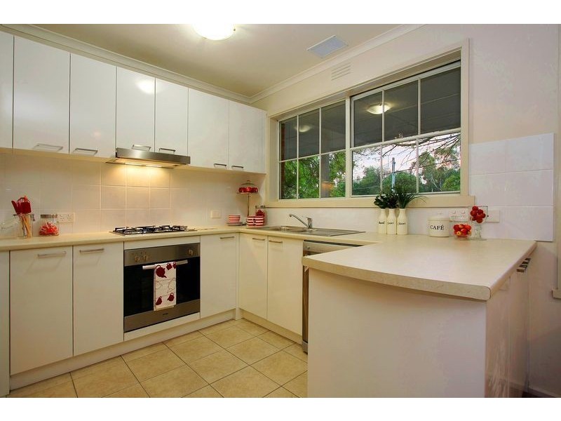 2/46 Diane Cres, Croydon VIC 3136