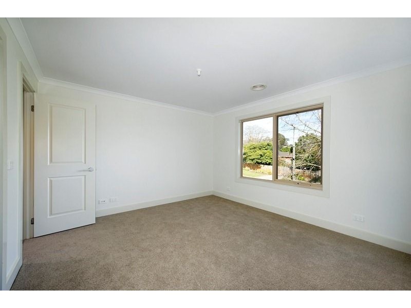 1/4 Haig Street, Croydon VIC 3136