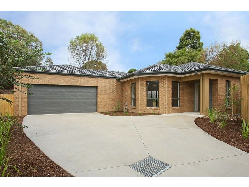 2/9 Nola Court, Croydon VIC 3136