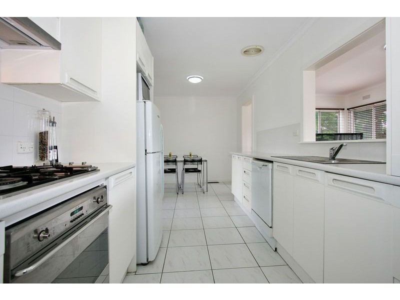 1/23 Thurleigh Avenue, Croydon South VIC 3136
