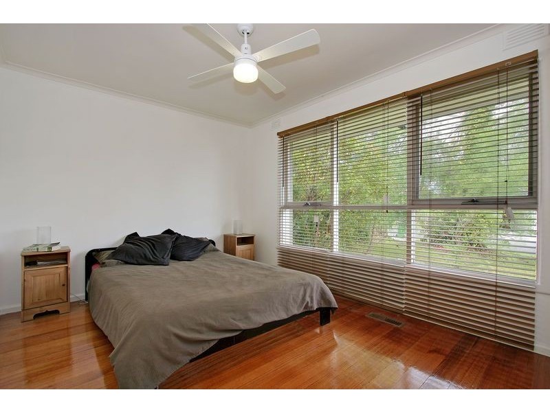 1/23 Thurleigh Avenue, Croydon South VIC 3136