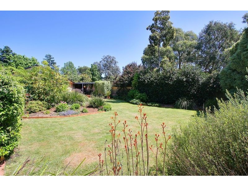 56 Allendale Road, Croydon VIC 3136