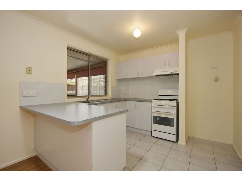 36 Manifold Court, Croydon South VIC 3136
