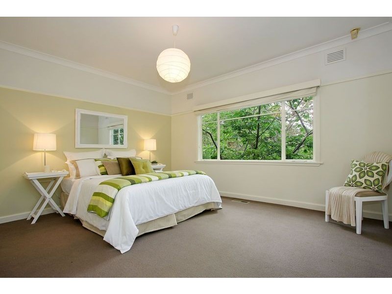 241 Dorset Road, Croydon VIC 3136