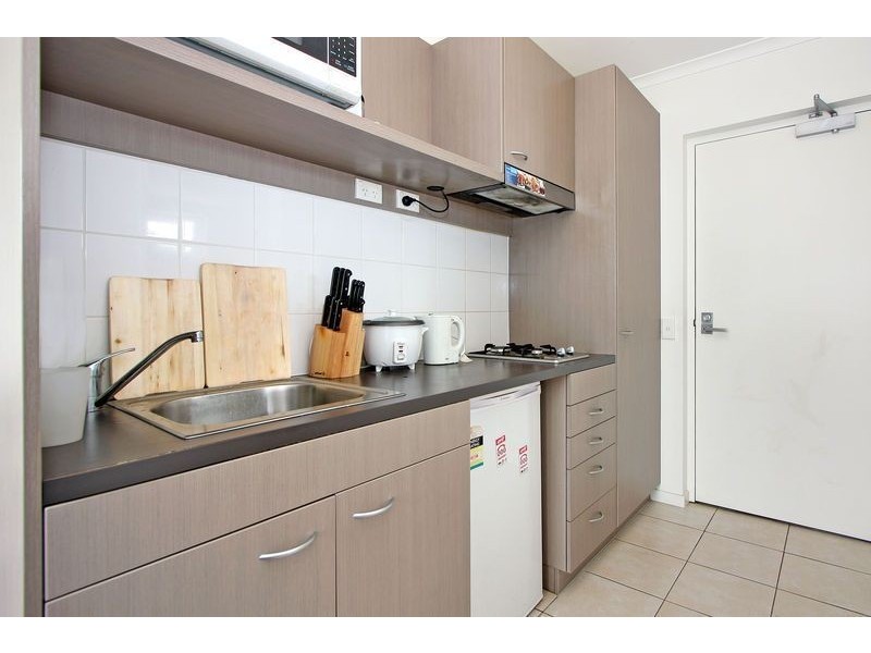 10/14 Spring Street, Box Hill VIC 3128