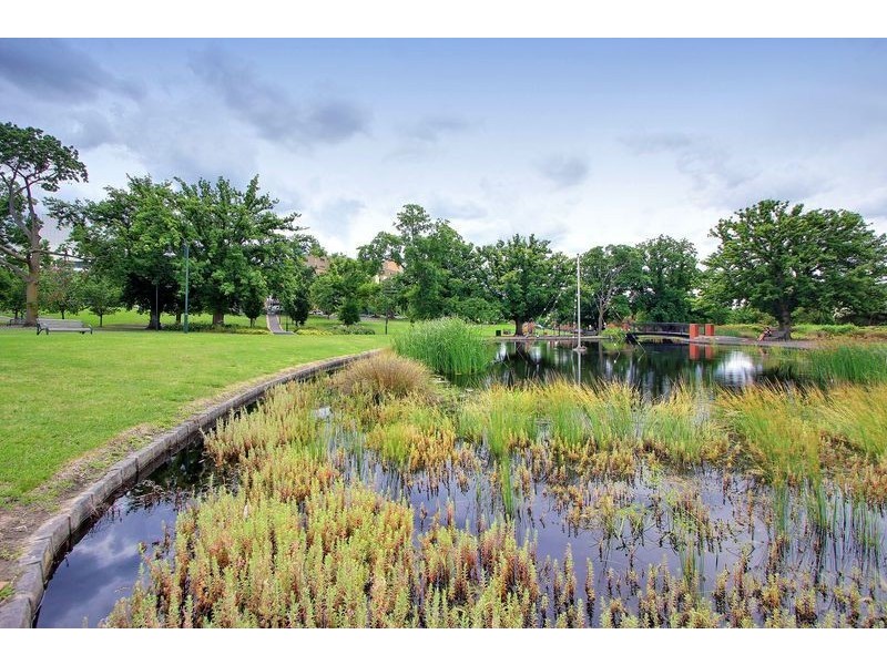 10/14 Spring Street, Box Hill VIC 3128