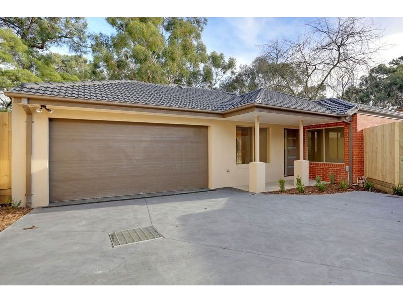 2/25 Leonard Street, Ringwood VIC 3134