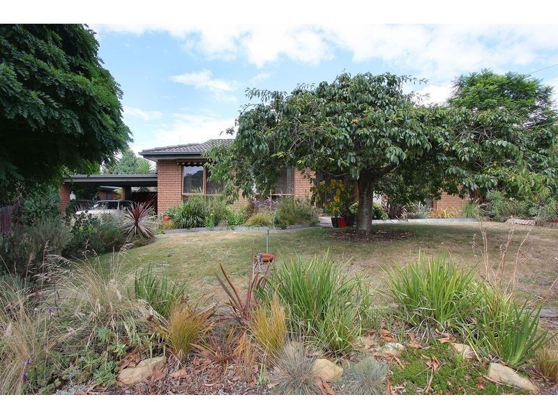 15 Grant Drive, Bayswater North VIC 3153