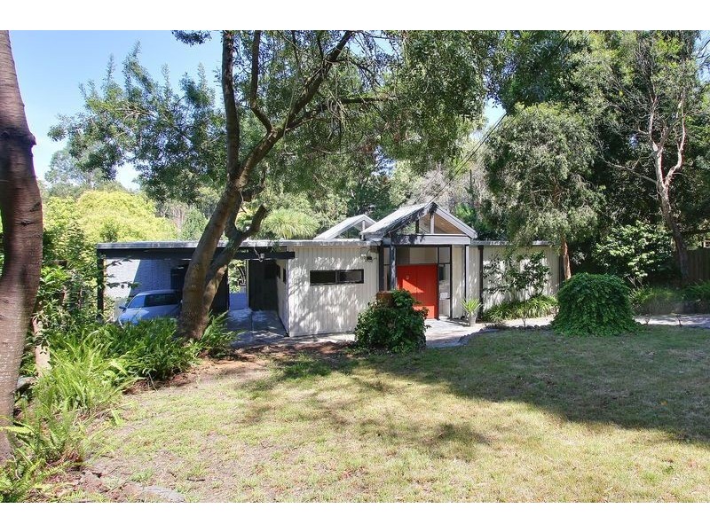 6 Maple Court, Ringwood East VIC 3135