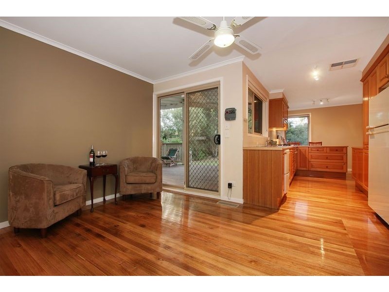 8 Pioneer Court, Rowville VIC 3178