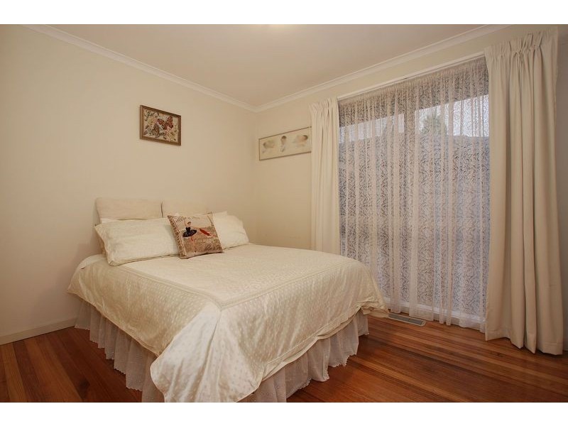 8 Pioneer Court, Rowville VIC 3178