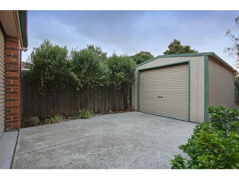 8 Pioneer Court, Rowville VIC 3178