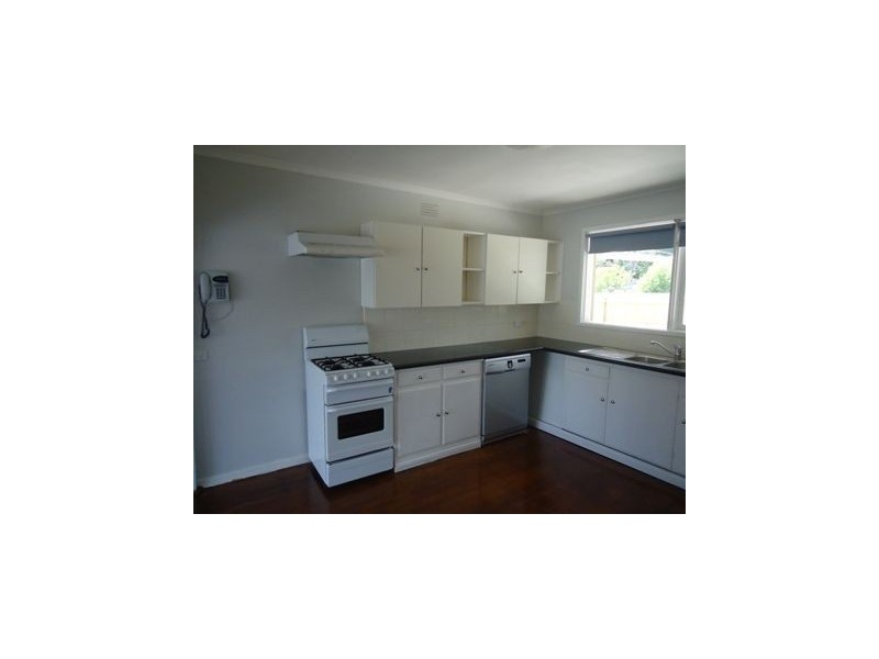 81 Cardigan Road, Mooroolbark VIC 3138