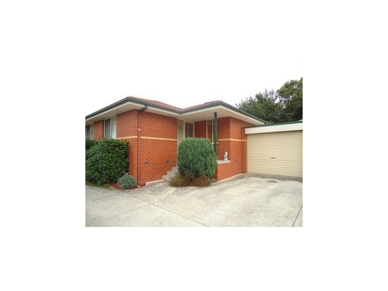 2/79 Exeter Road, Croydon North VIC 3136