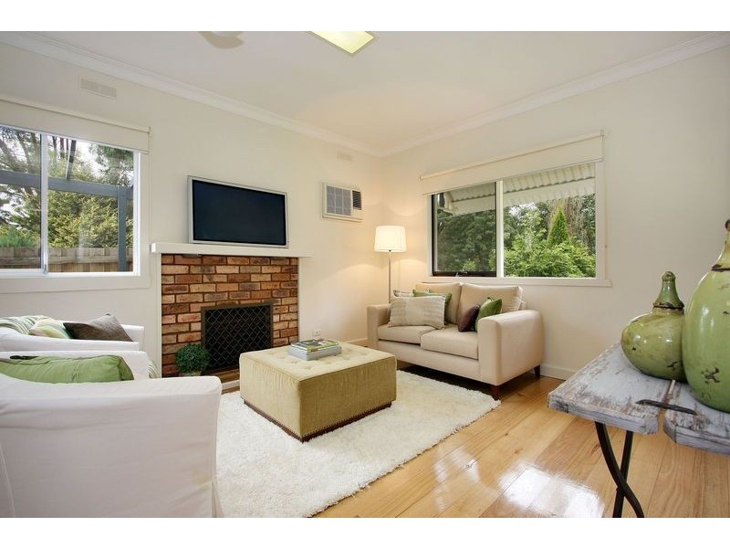 33 Timms Avenue, Croydon VIC 3136