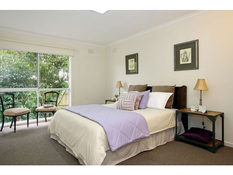 33 Timms Avenue, Croydon VIC 3136