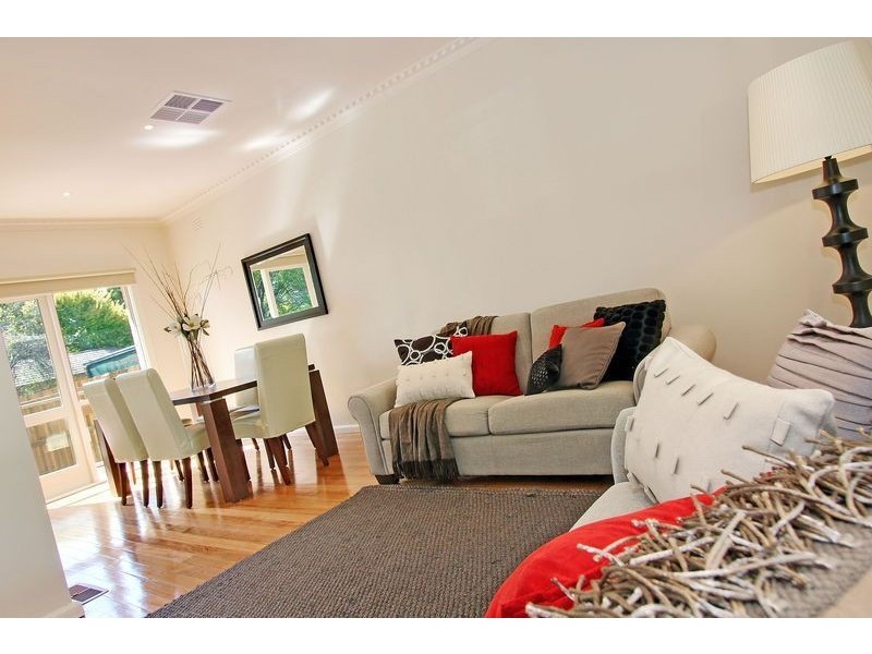 1/115 Hull Road, Croydon VIC 3136