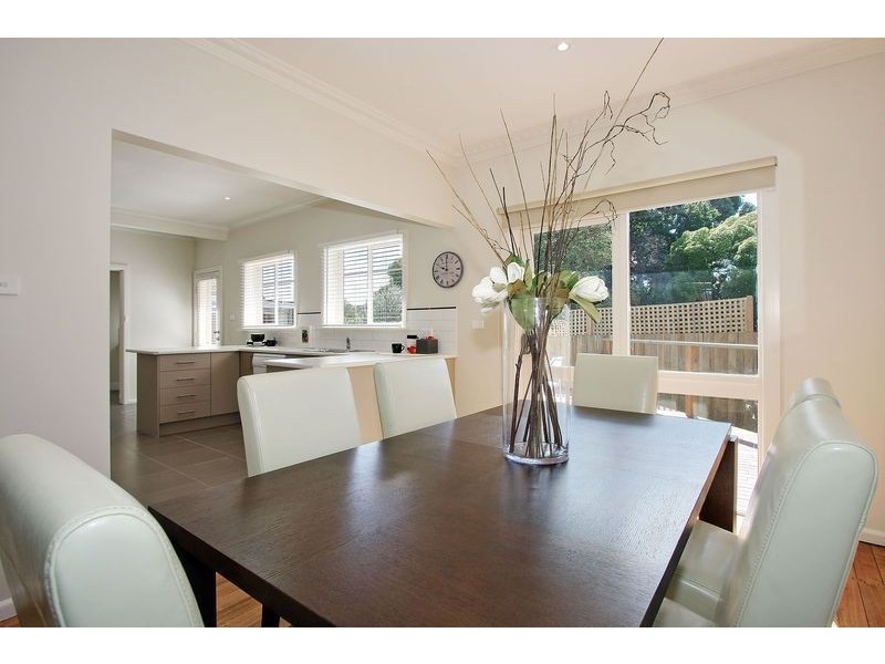 1/115 Hull Road, Croydon VIC 3136