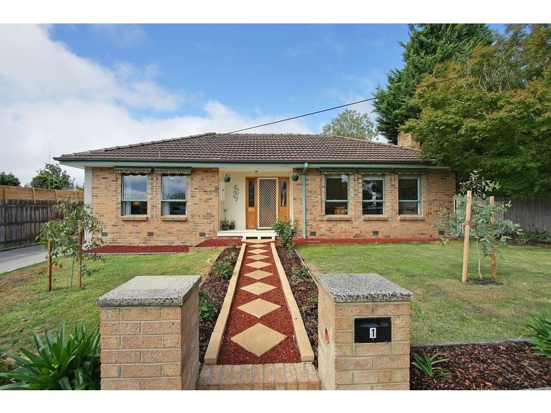 1 Percy Street, Croydon South VIC 3136