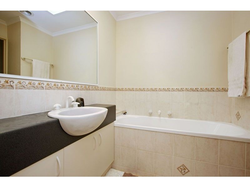 16/18-20 Louisa Street, Croydon VIC 3136