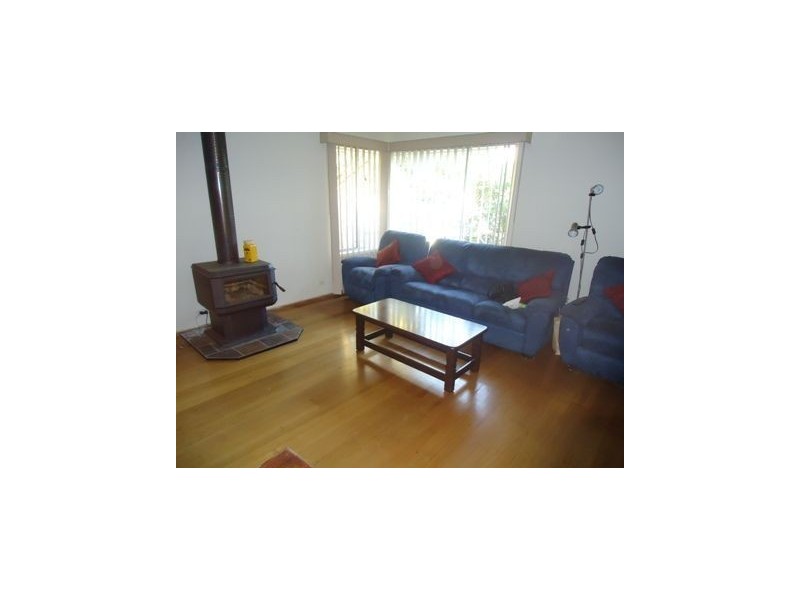 4 Lorna Court, Mooroolbark VIC 3138