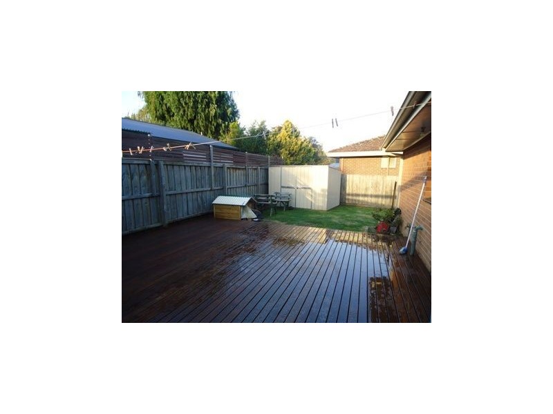 4 Lorna Court, Mooroolbark VIC 3138