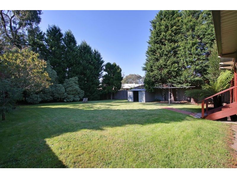 39 Illawara Crescent, Bayswater North VIC 3153