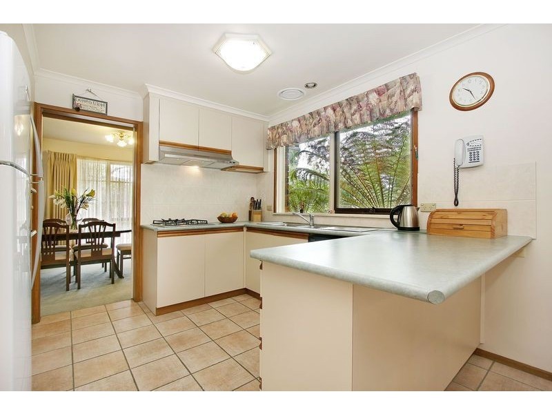 8 James Milne Drive, Croydon North VIC 3136