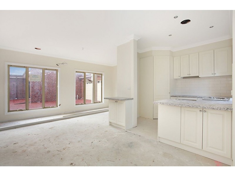 4/14A Parrs Road, Croydon VIC 3136
