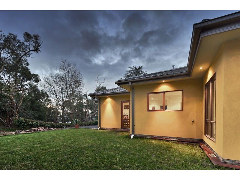 54A Canterbury Road, Montrose VIC 3765