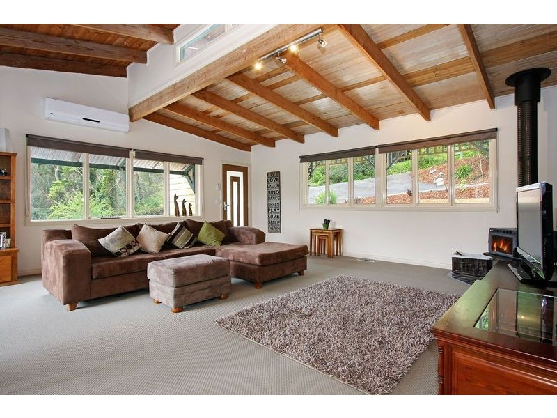 19-21 Oak Grove, Mount Evelyn VIC 3796