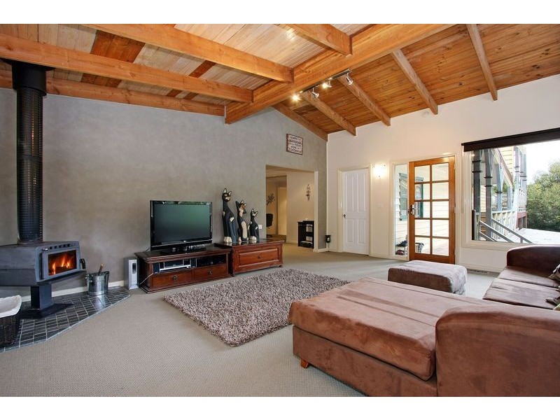 19-21 Oak Grove, Mount Evelyn VIC 3796