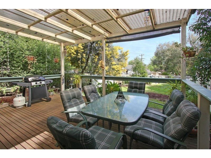 1 Carcoola Road, Ringwood East VIC 3135